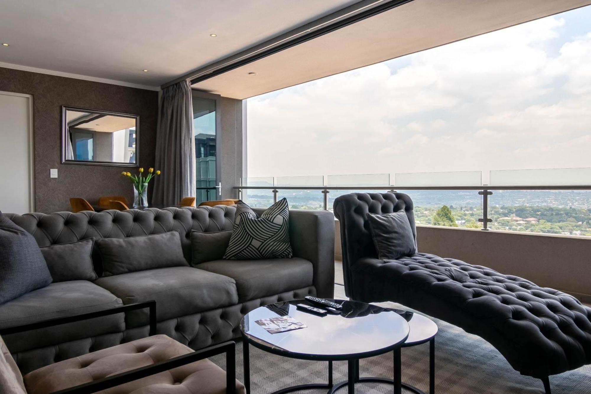 Cgrsa Apartments Sandton Johannesburg Exterior photo