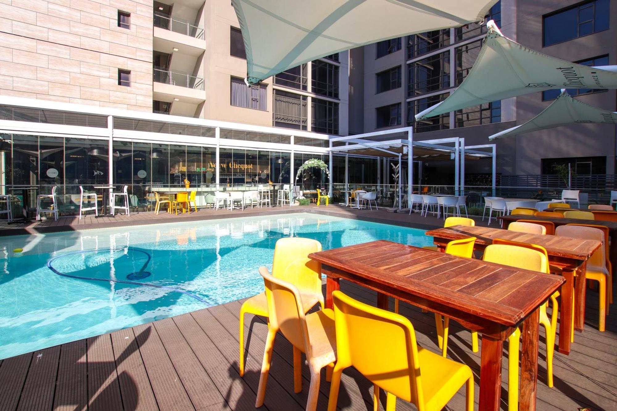 Cgrsa Apartments Sandton Johannesburg Exterior photo